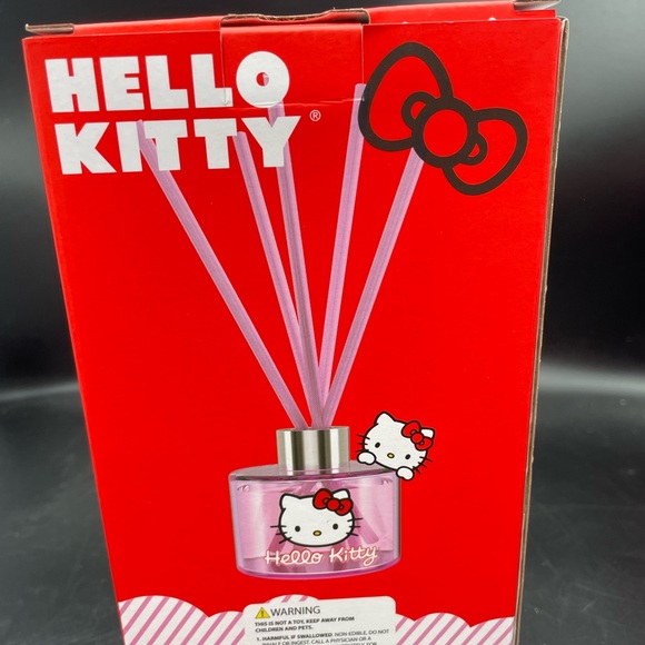 Hello Kitty Scented Reed Diffuser - Picture 4 of 13